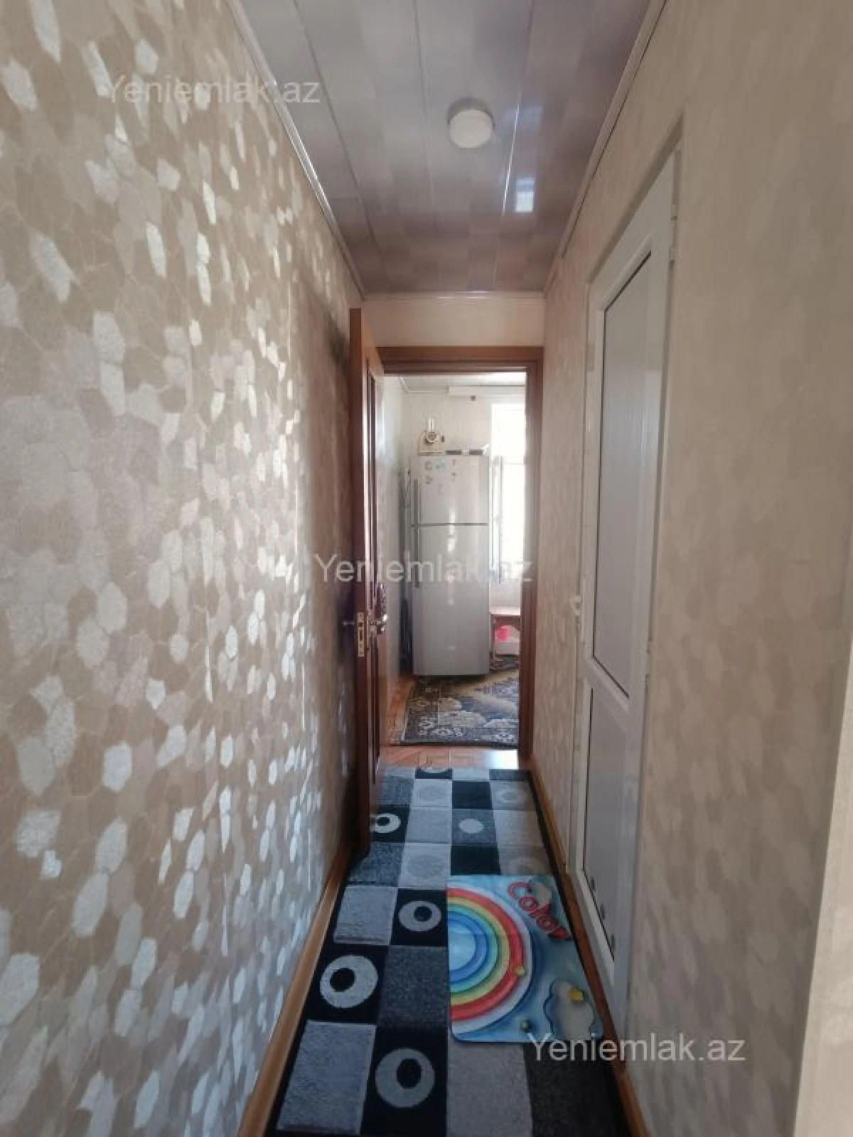 Satılır 3 otaqlı köhnə tikili 70 m²