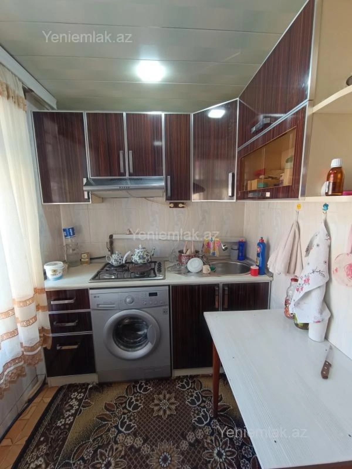 Satılır 3 otaqlı köhnə tikili 70 m²
