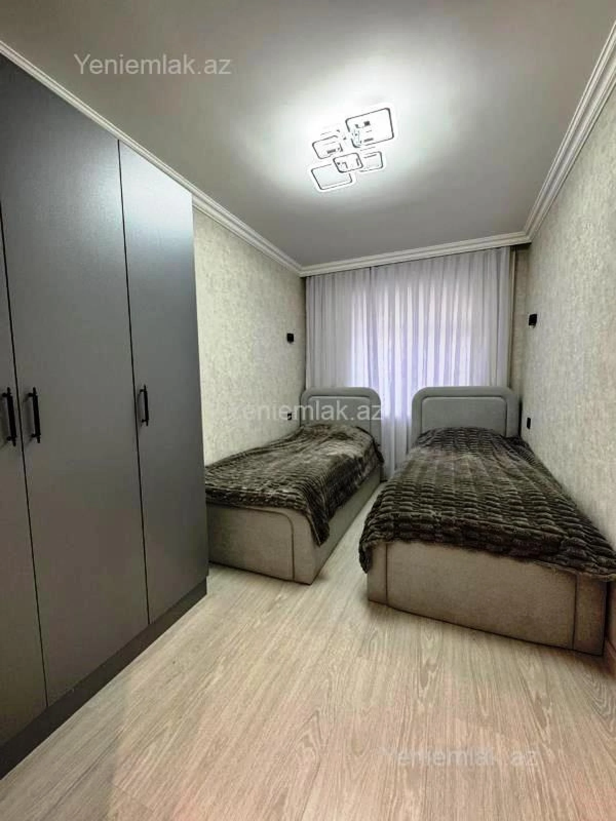 Satılır 3 otaqlı köhnə tikili 70 m²
