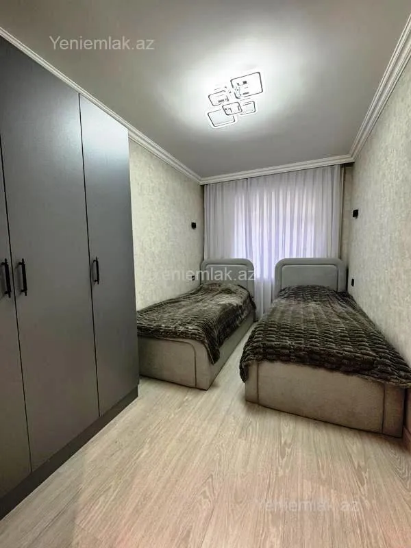 Satılır 3 otaqlı köhnə tikili 70 m²