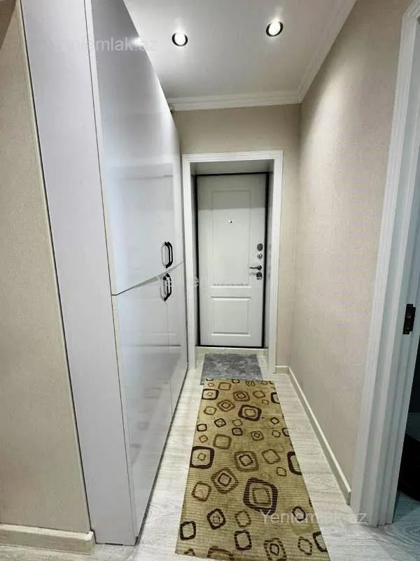 Satılır 3 otaqlı köhnə tikili 70 m²