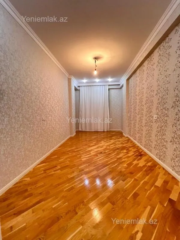 Satılır 3 otaqlı yeni tikili 100 m²