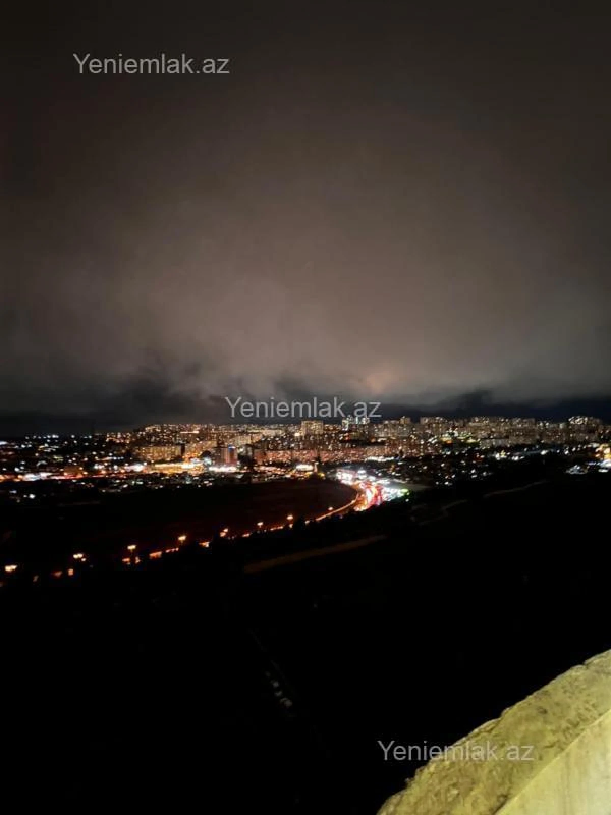 Satılır 3 otaqlı yeni tikili 100 m²