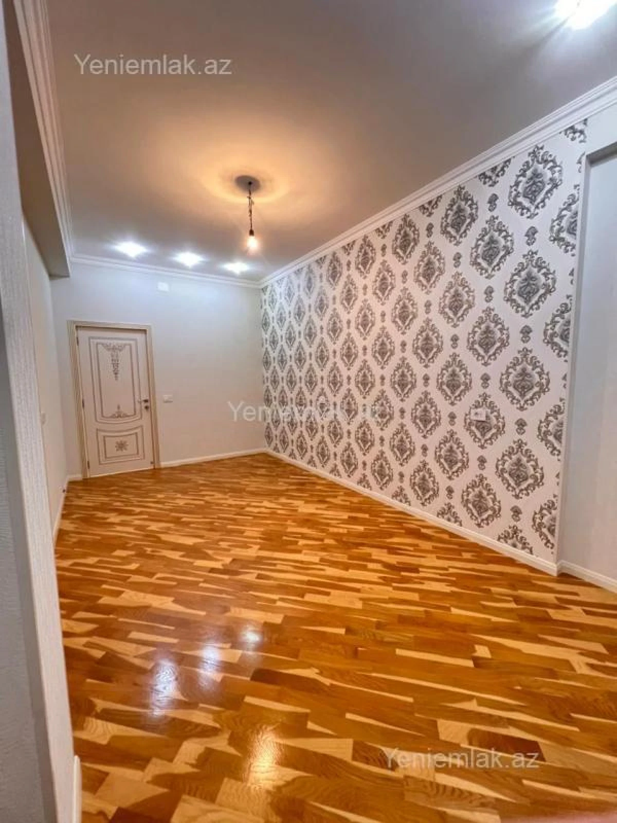 Satılır 3 otaqlı yeni tikili 100 m²