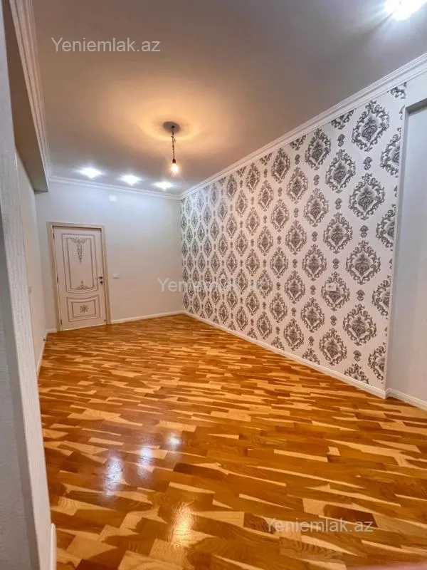 Satılır 3 otaqlı yeni tikili 100 m²