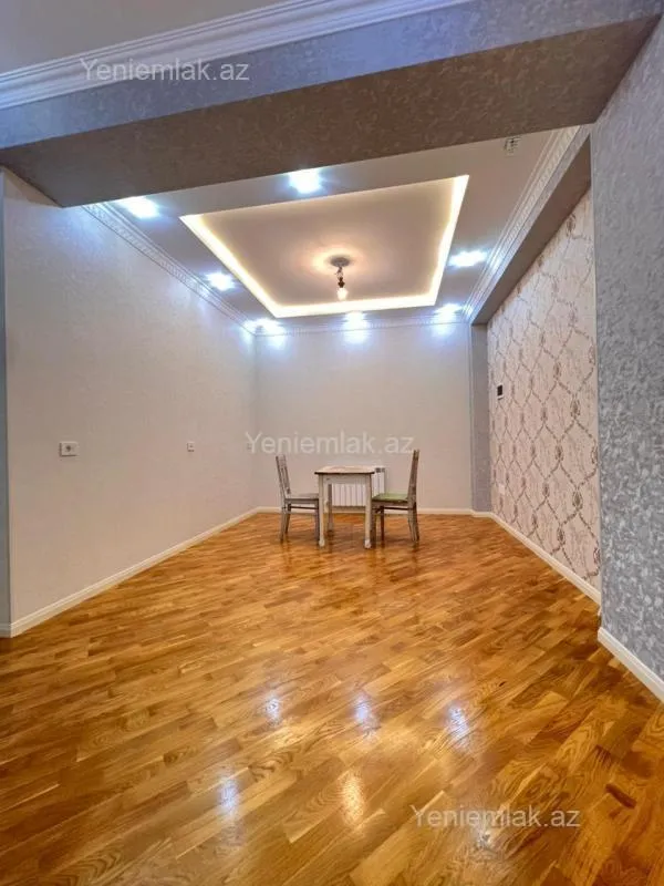 Satılır 3 otaqlı yeni tikili 100 m²