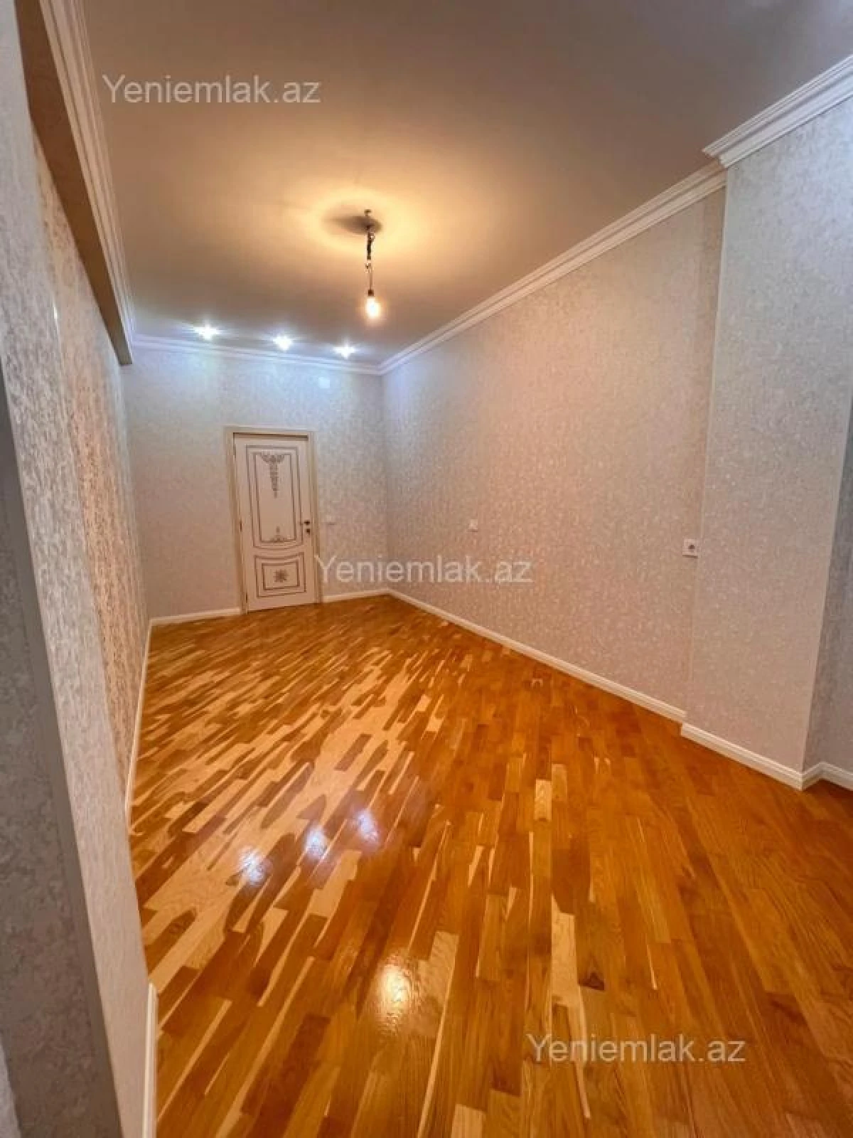 Satılır 3 otaqlı yeni tikili 100 m²