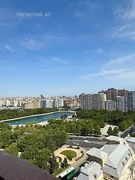 Satılır 3 otaqlı yeni tikili 118 m²