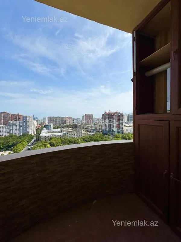 Satılır 3 otaqlı yeni tikili 118 m²