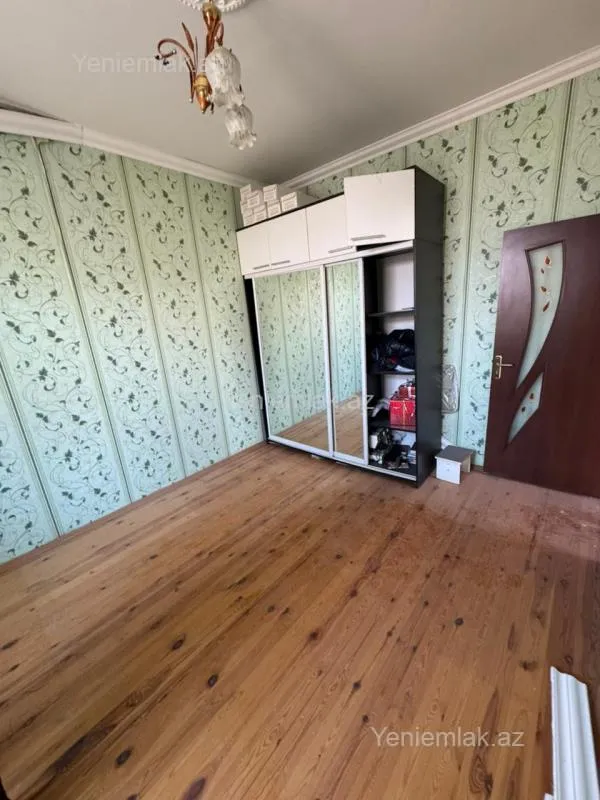 Satılır 4 otaqlı həyət evi 150 m²