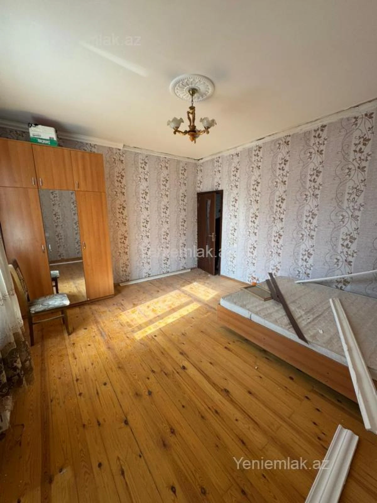 Satılır 4 otaqlı həyət evi 150 m²