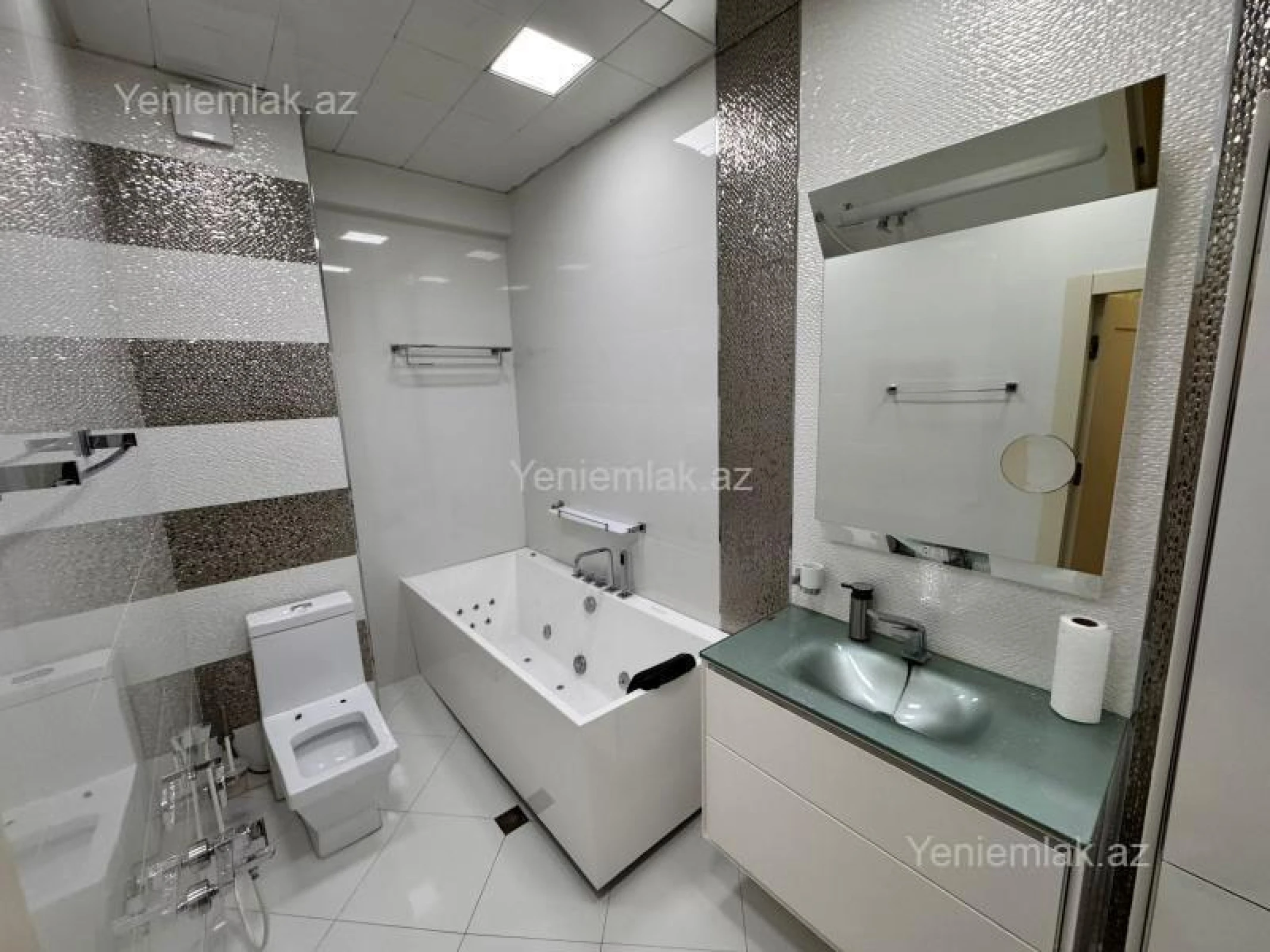 Satılır 4 otaqlı yeni tikili 218 m²