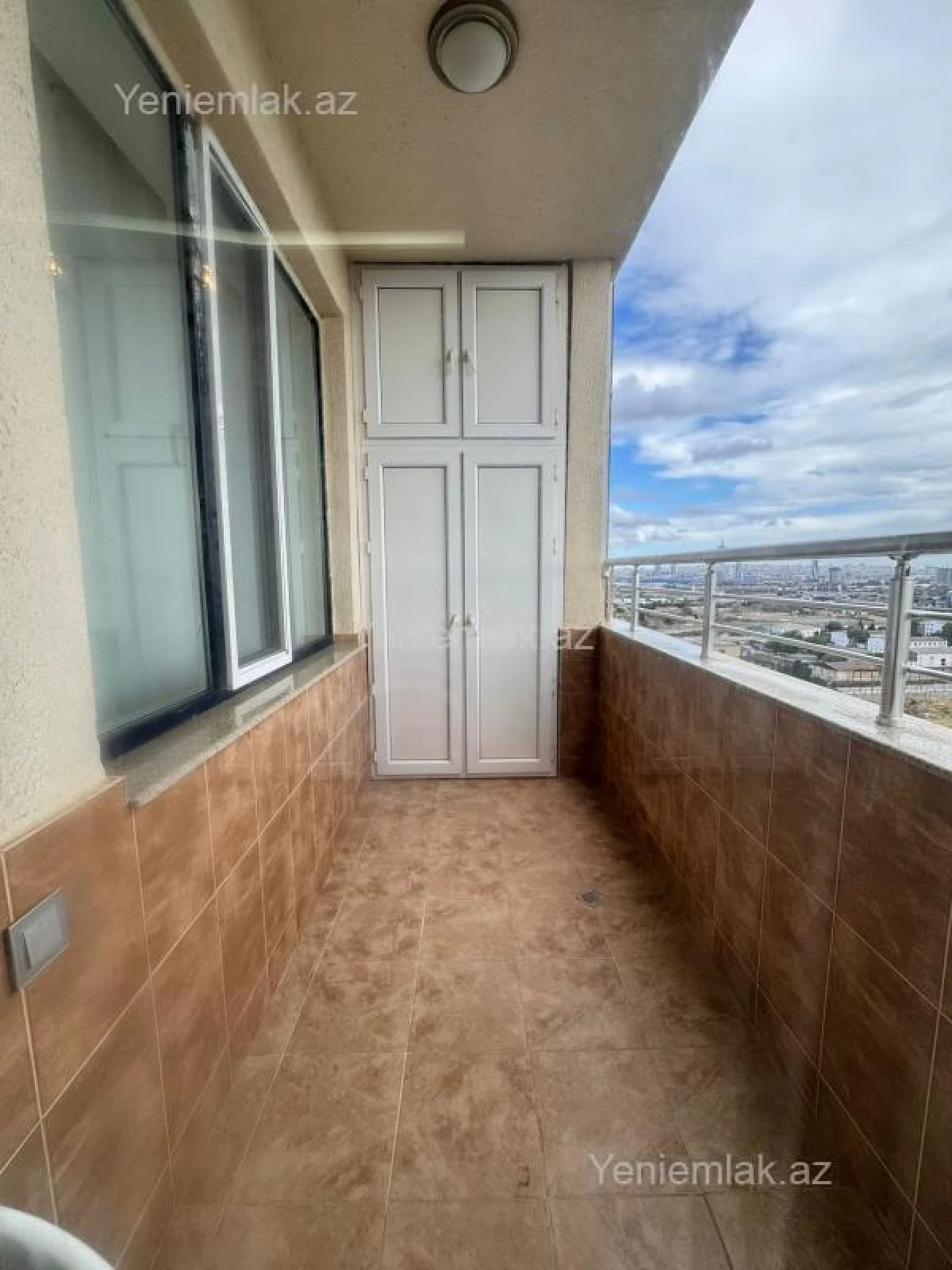 Satılır 4 otaqlı yeni tikili 218 m²