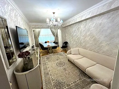 Satılır 2 otaqlı köhnə tikili 70 m²