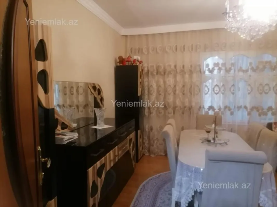 Satılır 3 otaqlı köhnə tikili 65 m²
