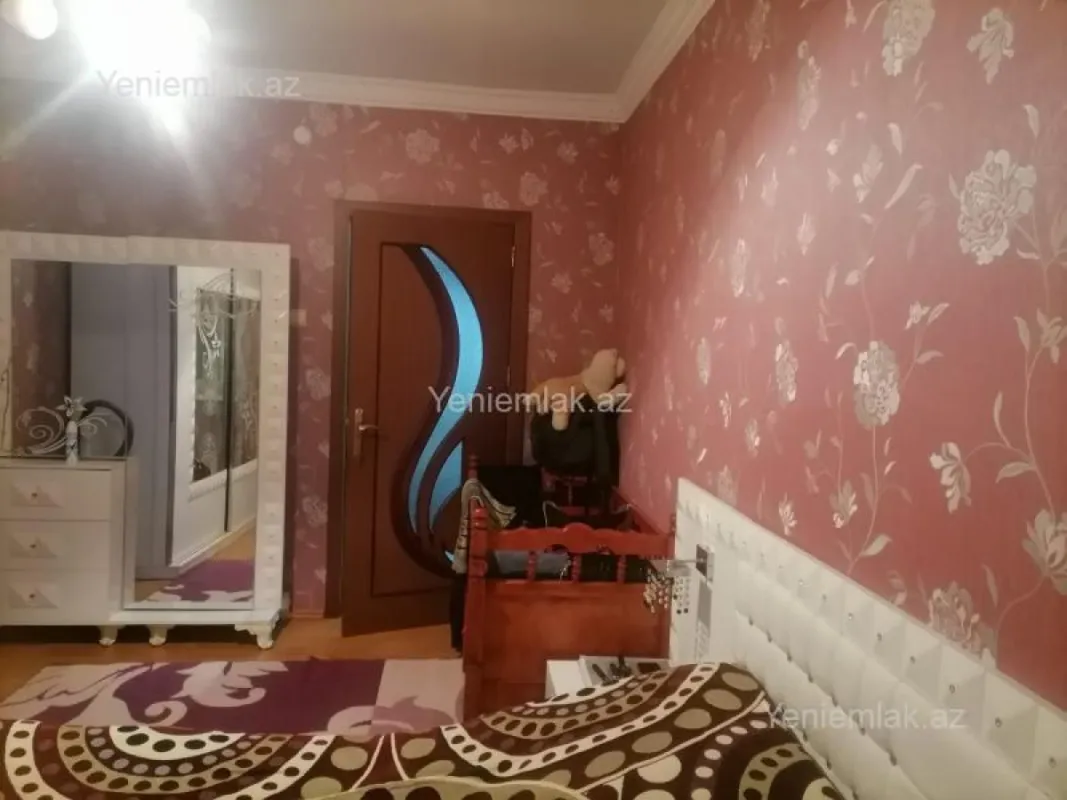 Satılır 3 otaqlı köhnə tikili 65 m²
