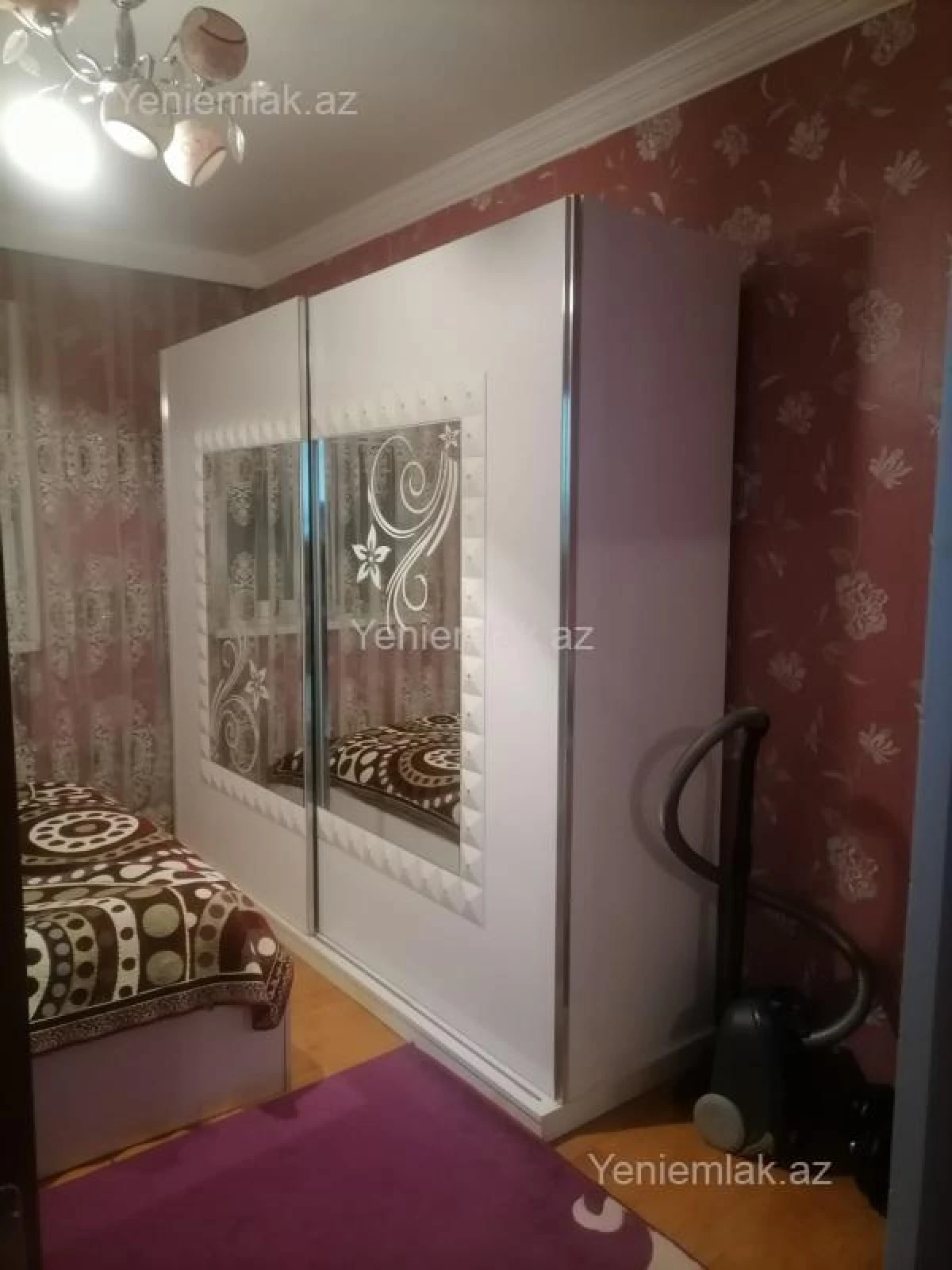 Satılır 3 otaqlı köhnə tikili 65 m²