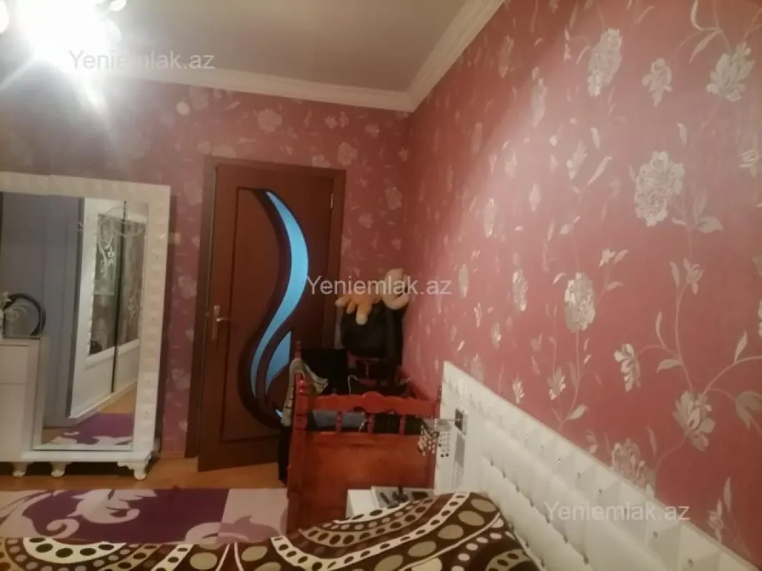 Satılır 3 otaqlı köhnə tikili 65 m²
