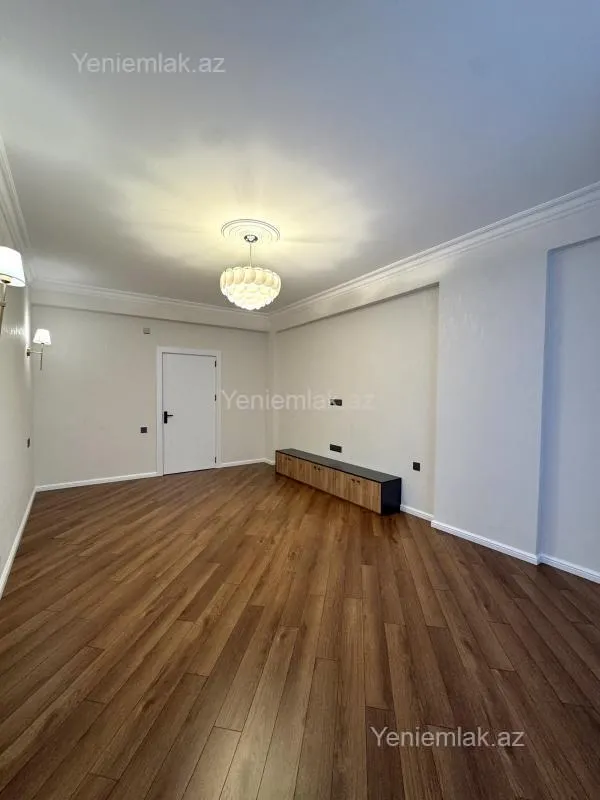 Satılır 3 otaqlı yeni tikili 103 m²