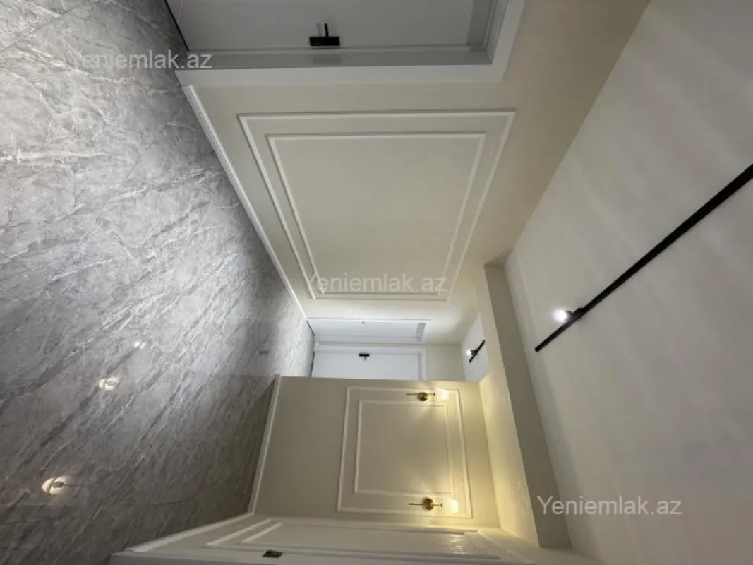 Satılır 3 otaqlı yeni tikili 103 m²