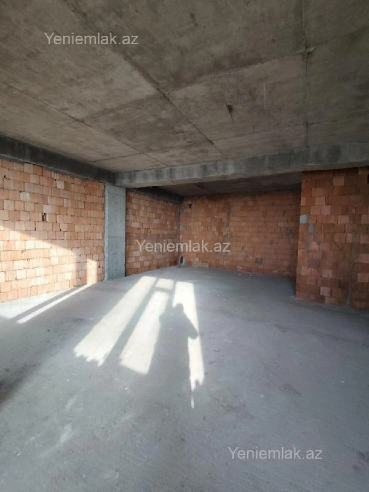 Satılır 2 otaqlı yeni tikili 68 m²