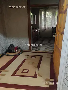 Satılır 3 otaqlı köhnə tikili 80 m²