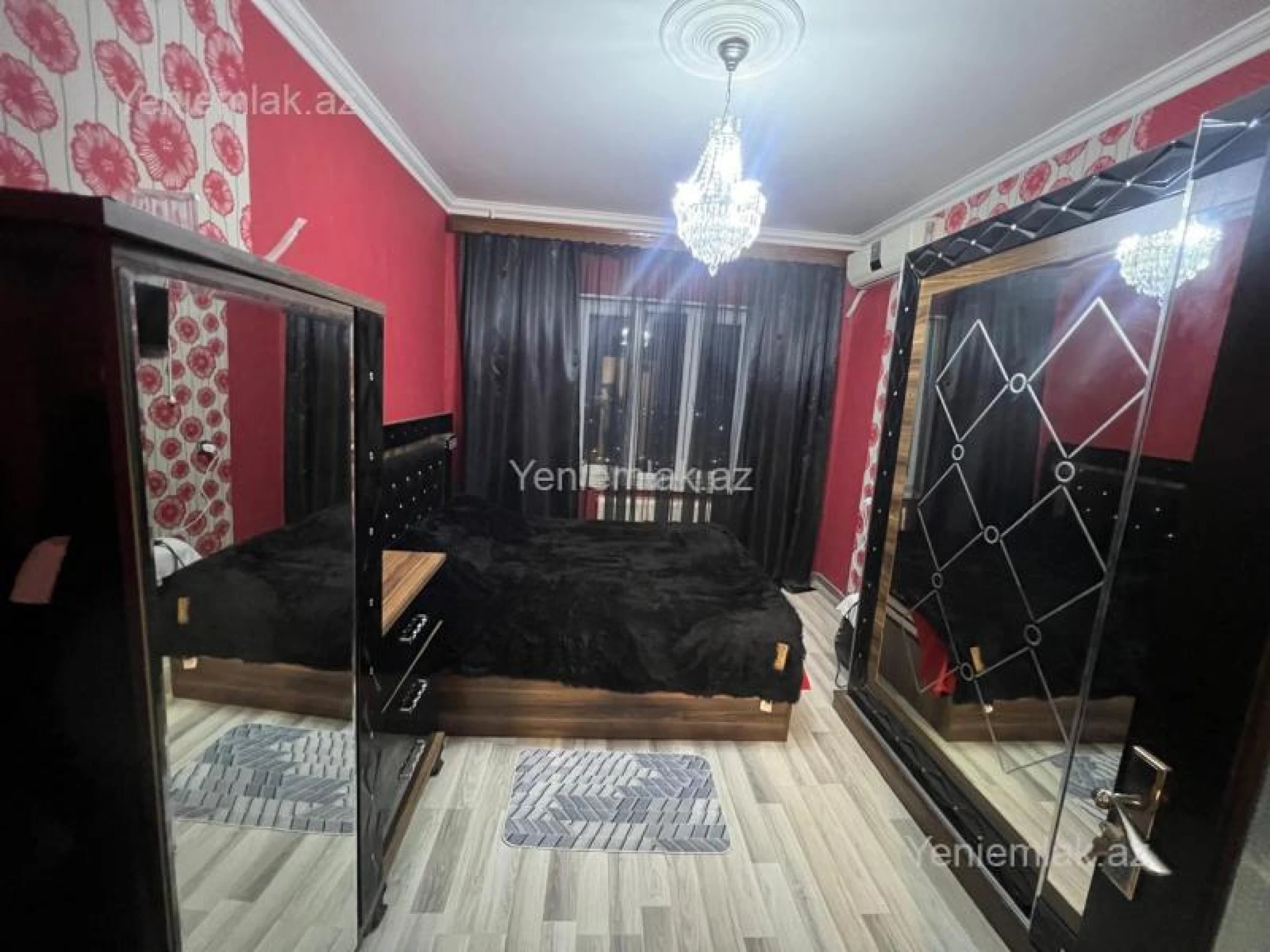 Satılır 3 otaqlı köhnə tikili 90 m²