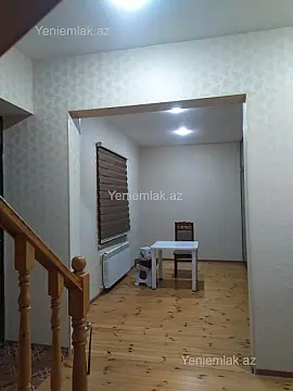 Satılır 4 otaqlı həyət evi 200 m²