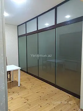 Satılır 4 otaqlı həyət evi 200 m²