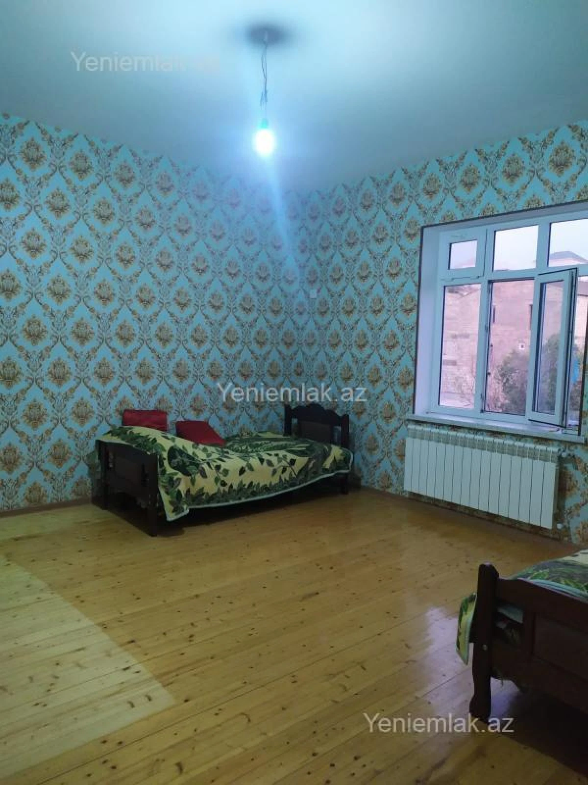 Satılır 4 otaqlı həyət evi 200 m²