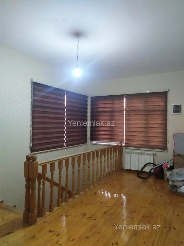 Satılır 4 otaqlı həyət evi 200 m²