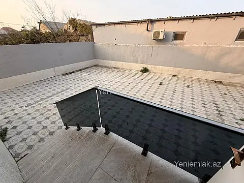 Satılır 5 otaqlı həyət evi 180 m²