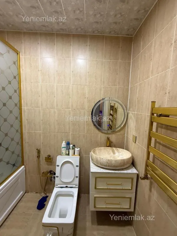 Satılır 3 otaqlı yeni tikili 70 m²