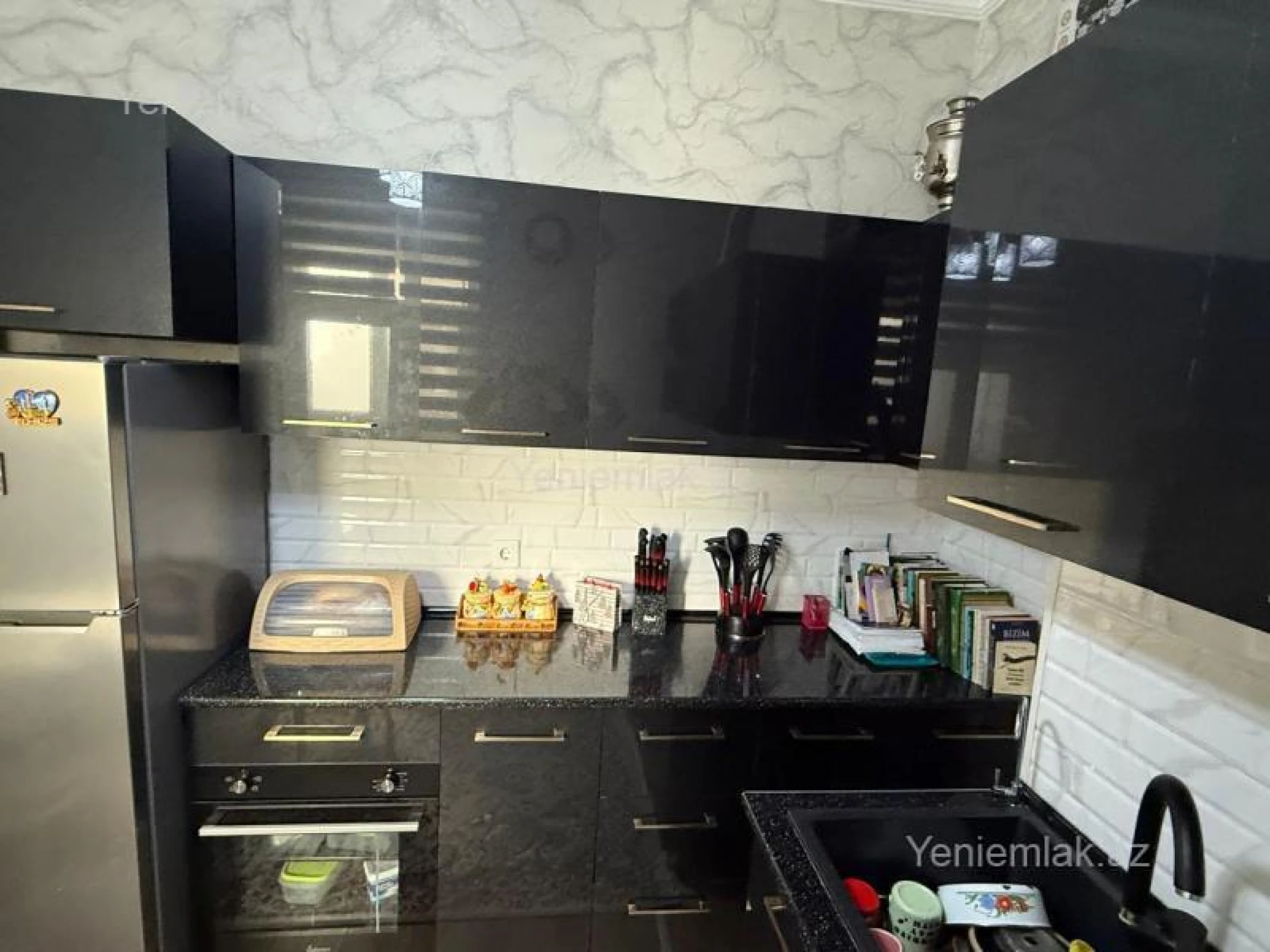 Satılır 3 otaqlı yeni tikili 70 m²