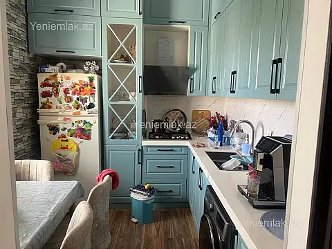 Satılır 4 otaqlı həyət evi 170 m²