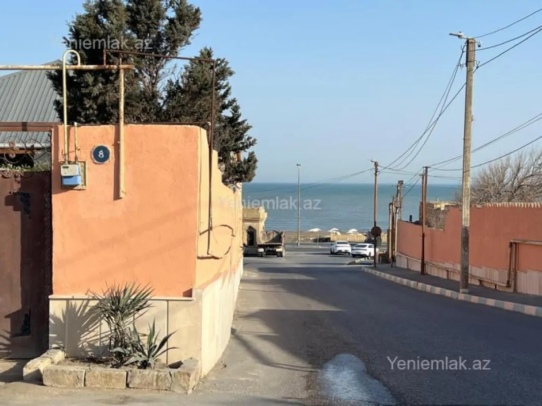 Satılır 4 otaqlı həyət evi 170 m²