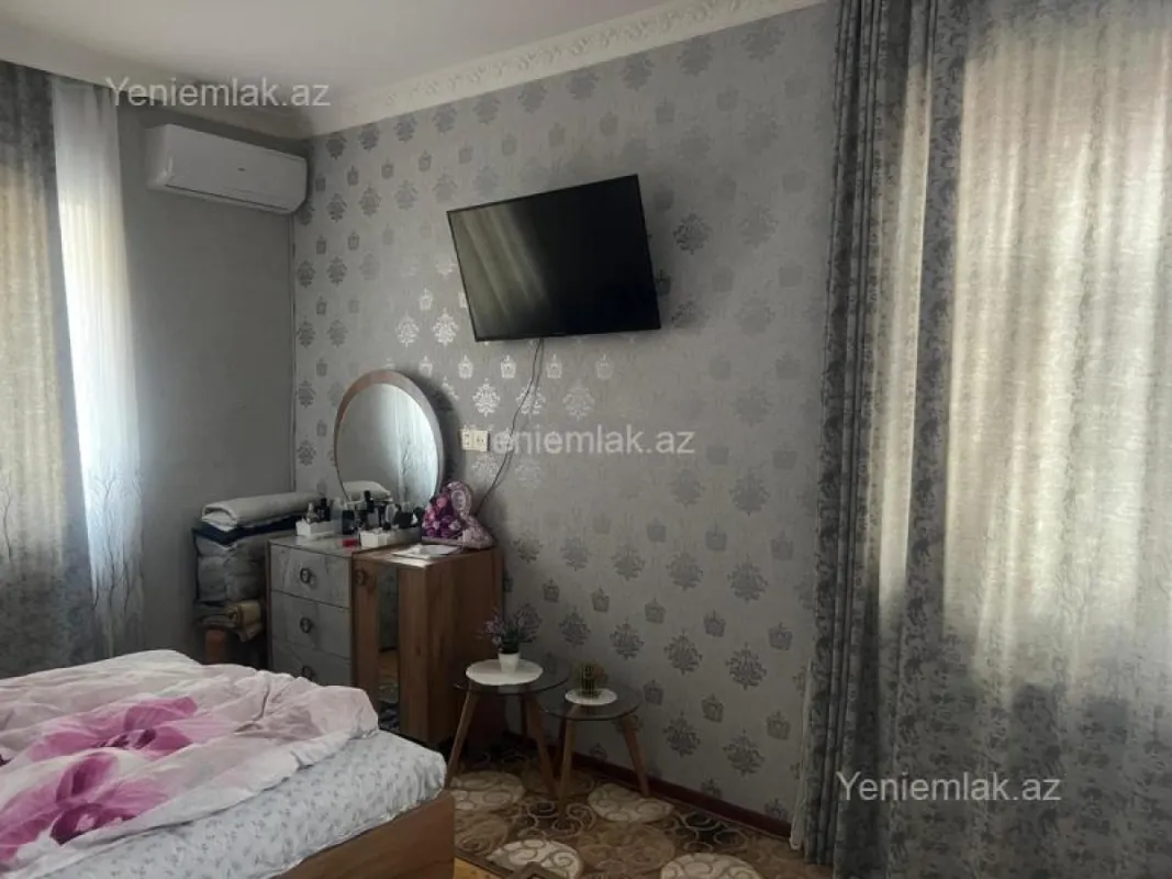 Satılır 4 otaqlı həyət evi 170 m²