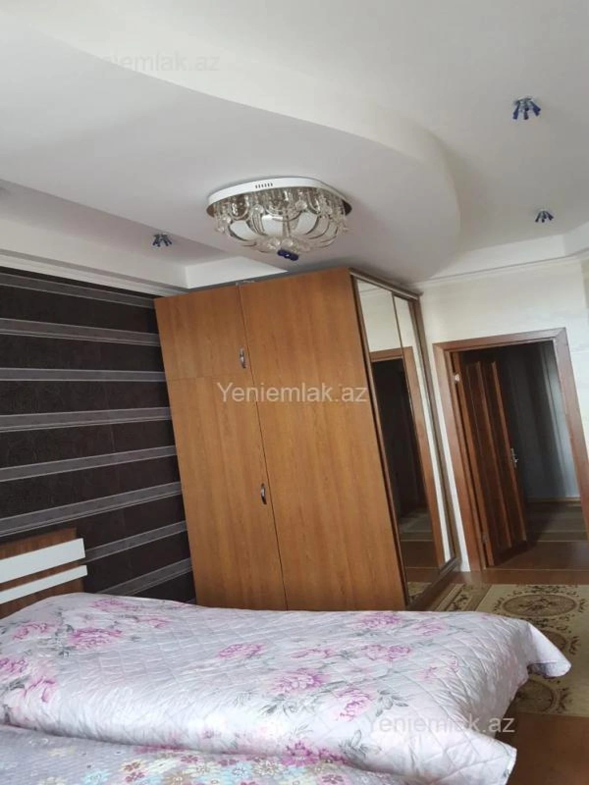Satılır 3 otaqlı yeni tikili 90 m²