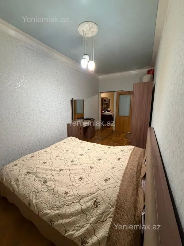 Satılır 2 otaqlı yeni tikili 60 m²