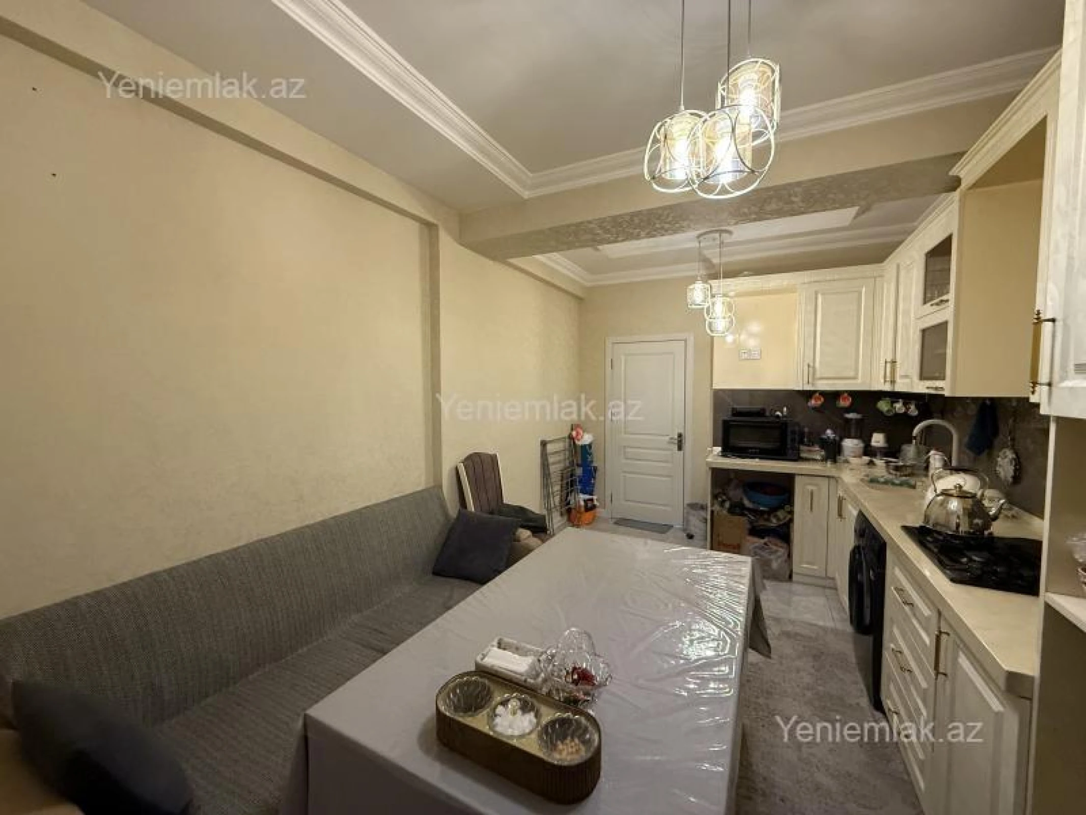 Satılır 3 otaqlı yeni tikili 129.8 m²