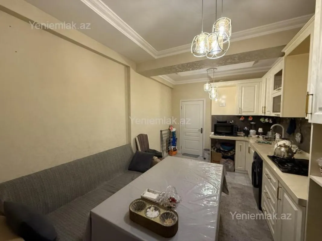 Satılır 3 otaqlı yeni tikili 129.8 m²