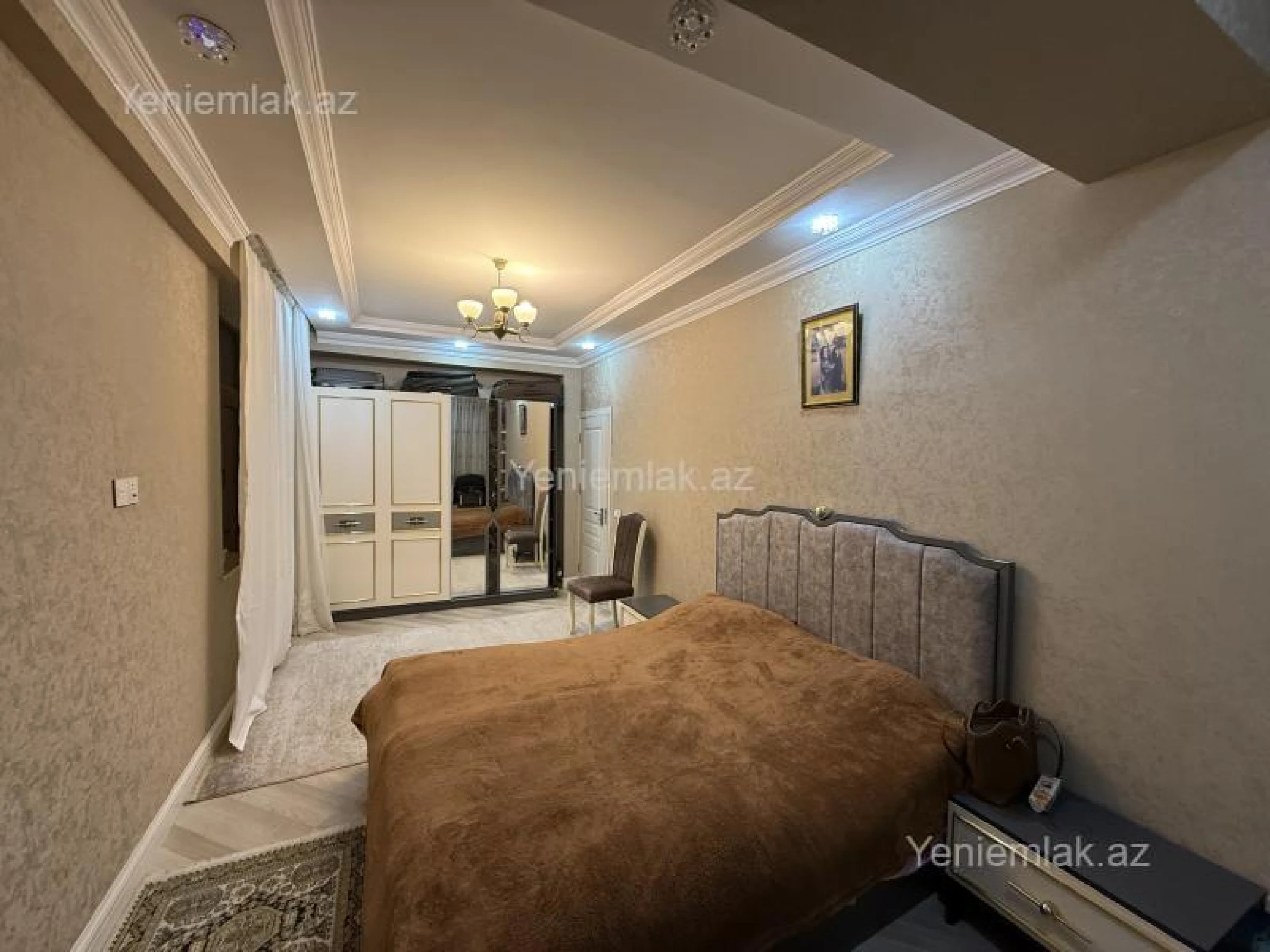 Satılır 3 otaqlı yeni tikili 129.8 m²
