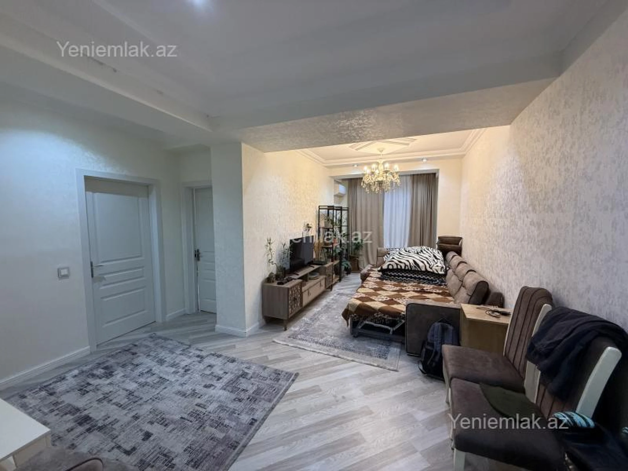 Satılır 3 otaqlı yeni tikili 129.8 m²