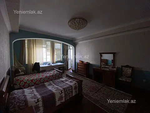 Satılır 3 otaqlı yeni tikili 140 m²