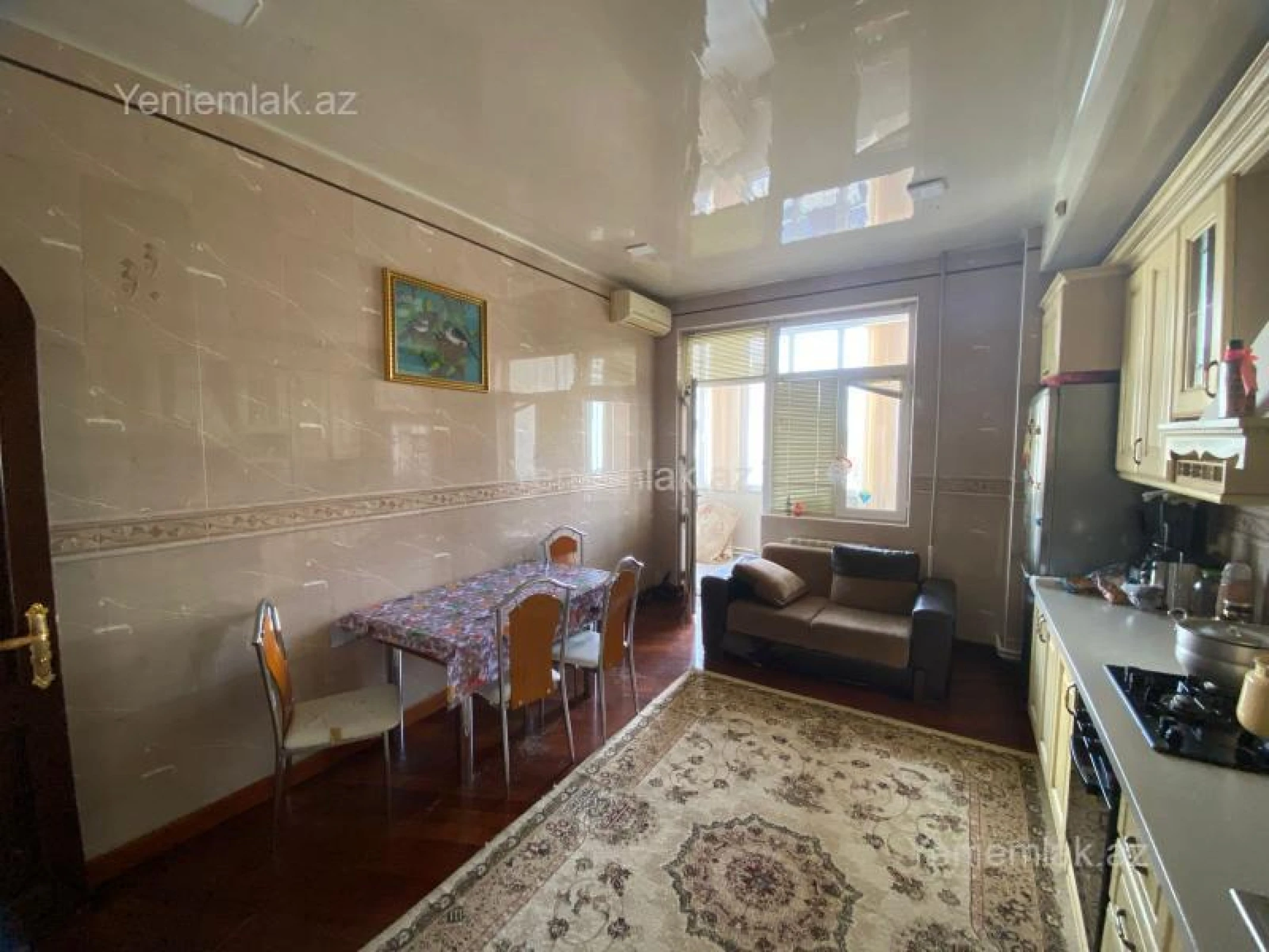 Satılır 3 otaqlı yeni tikili 140 m²