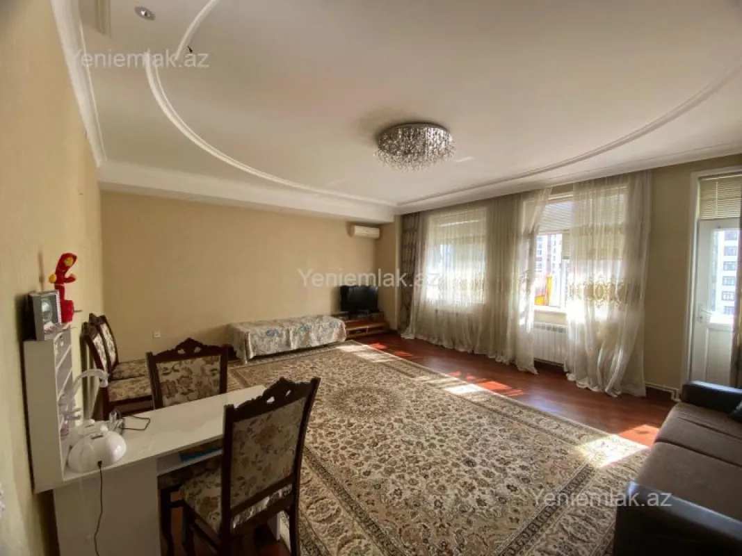 Satılır 3 otaqlı yeni tikili 140 m²