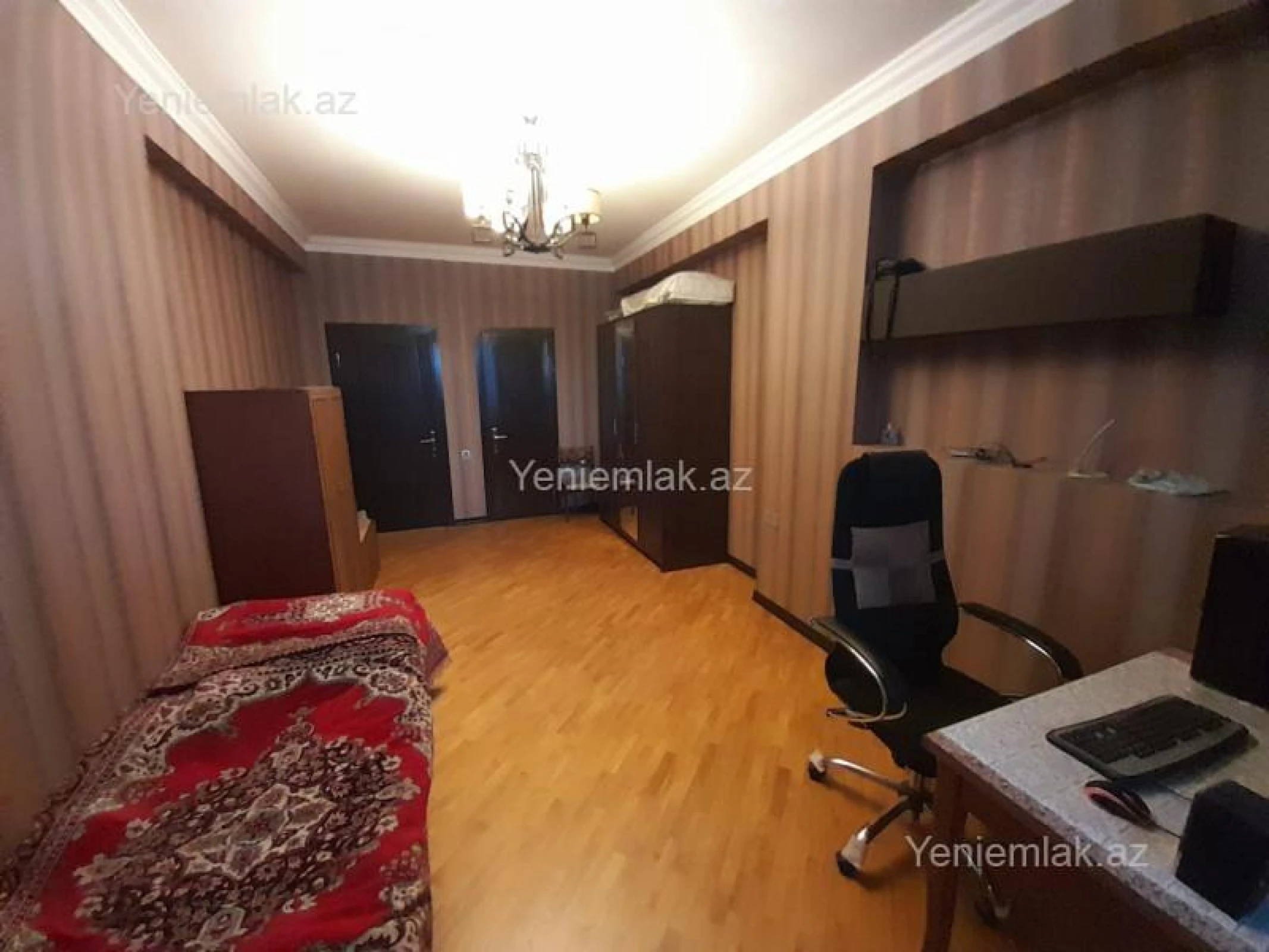 Satılır 3 otaqlı yeni tikili 135 m²