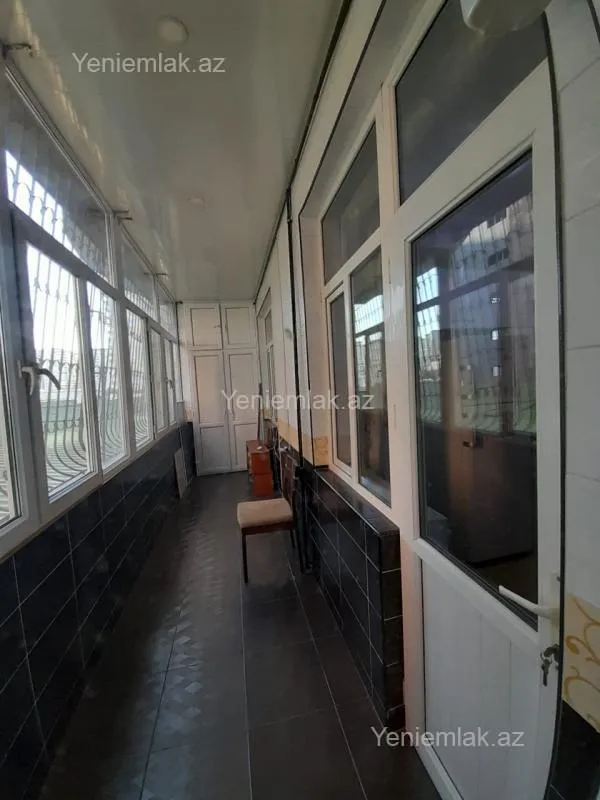 Satılır 3 otaqlı yeni tikili 135 m²