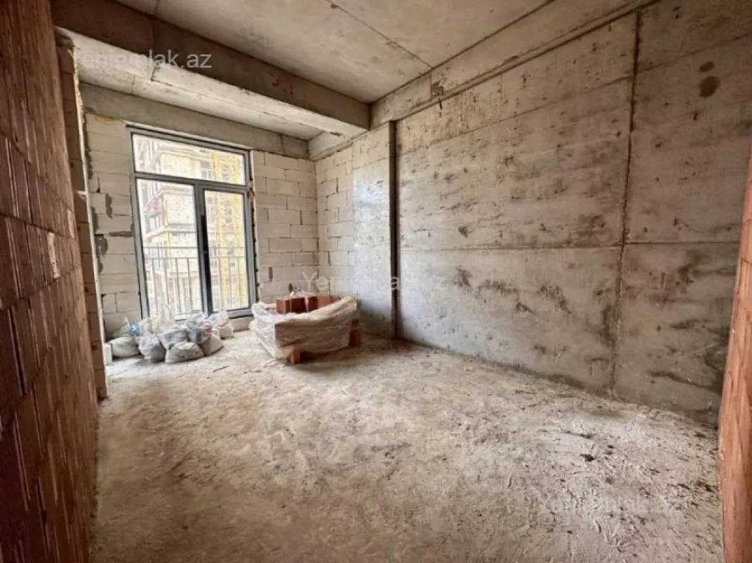 Satılır 3 otaqlı yeni tikili 118 m²