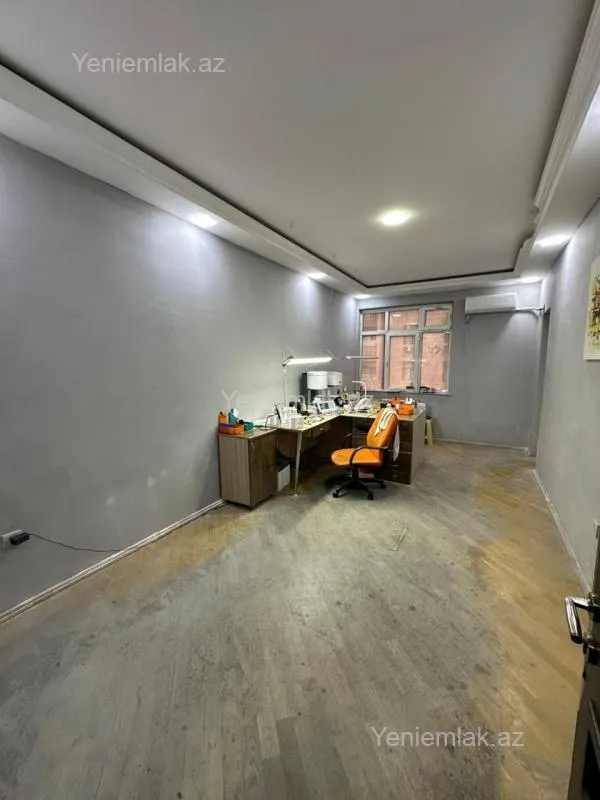 Satılır 3 otaqlı yeni tikili 117 m²